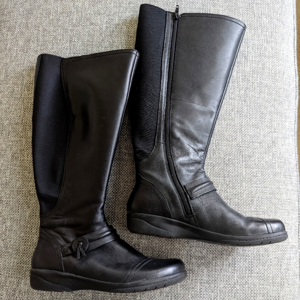Clarks riding boots - size 6, wide calf